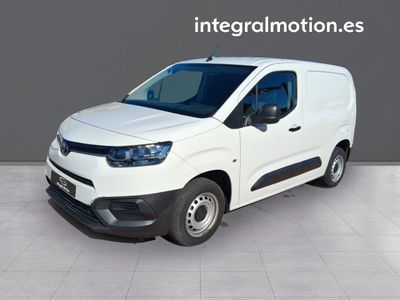 toyota-proace-city-1-5d-56kw-75cv-gx-650kg-media-0
