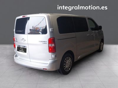 toyota-proace-city-verso-1-d-pack-active-l1-kombi-4 Thumbnail