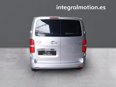toyota-proace-city-verso-1-d-pack-active-l1-kombi-12 Thumbnail