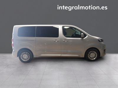 toyota-proace-city-verso-1-d-pack-active-l1-kombi-13 Thumbnail