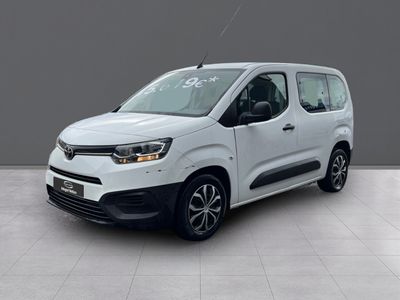 toyota-proace-city-verso-combi-1-5-100cv-gx-my20-0