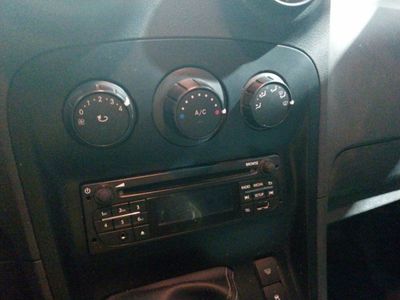 mercedes-citan-1-5-cdi-109-furgon-95cv-10 Thumbnail