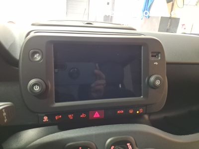 fiat-panda-panda-1-0-hybrid-51kw-70cv-14 Thumbnail