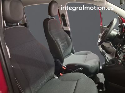 fiat-panda-panda-1-0-hybrid-51kw-70cv-8 Thumbnail