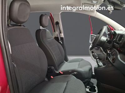 fiat-panda-panda-1-0-hybrid-51kw-70cv-8 Thumbnail