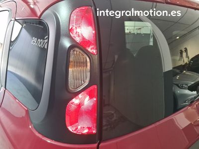 fiat-panda-panda-1-0-hybrid-51kw-70cv-27 Thumbnail