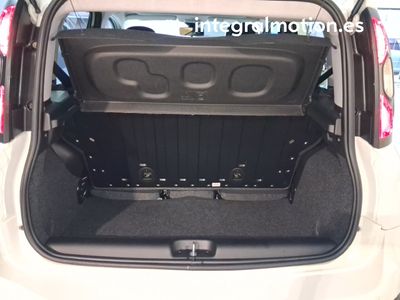 fiat-panda-panda-1-0-hybrid-51kw-70cv-29 Thumbnail
