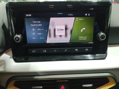 seat-arona-1-0-tsi-85kw-style-special-edition-14 Thumbnail