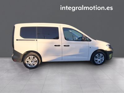 volkswagen-caddy-2-0-tdi-combi-102cv-14 Thumbnail