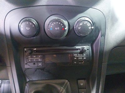 mercedes-citan-1-5-cdi-109-furgon-95cv-8 Thumbnail