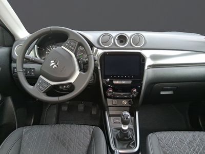 suzuki-vitara-1-4-t-s3-mild-hybrid-6 Thumbnail