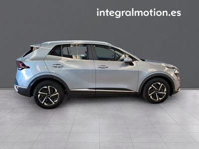 kia-sportage-1-6-crdi-mhev-100kw-136cv-drive-4x2-25 Thumbnail