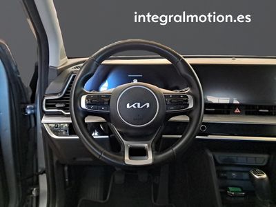 kia-sportage-1-6-crdi-mhev-100kw-136cv-drive-4x2-10 Thumbnail