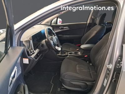 kia-sportage-1-6-crdi-mhev-100kw-136cv-drive-4x2-5 Thumbnail