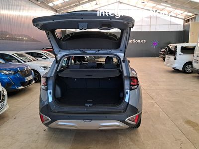 kia-sportage-1-6-crdi-mhev-100kw-136cv-drive-4x2-29 Thumbnail