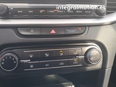 kia-xceed-1-0-t-gdi-business-74kw-100cv-16 Thumbnail