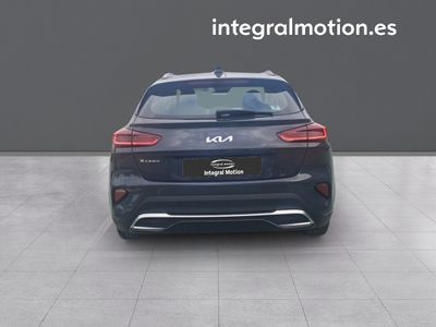 kia-xceed-1-0-t-gdi-business-74kw-100cv-24 Thumbnail