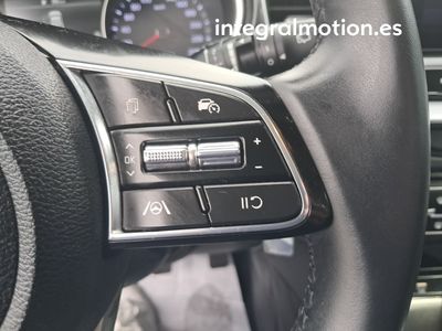 kia-xceed-1-0-t-gdi-business-74kw-100cv-12 Thumbnail