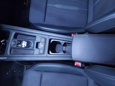 cupra-formentor-1-5-tsi-110kw-150-cv-dsg-21 Thumbnail