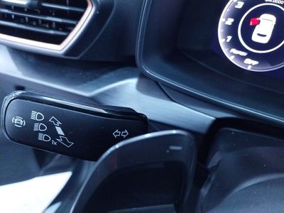 cupra-formentor-1-5-tsi-110kw-150-cv-dsg-13 Thumbnail