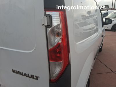 renault-kangoo-furgon-profesional-dci-furg-n-derivado-de-turismo-17 Thumbnail