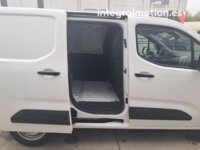 peugeot-partner-premium-standard-600kg-furg-n-derivado-de-turismo-16 Thumbnail