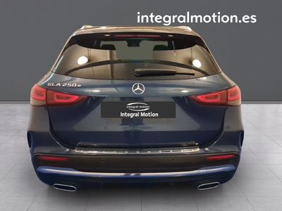 mercedes-gla-gla-250-e-24 Thumbnail