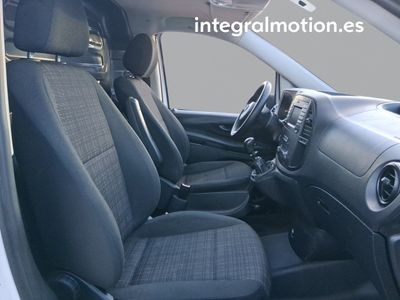 mercedes-vito-111cdi-larga-9 Thumbnail