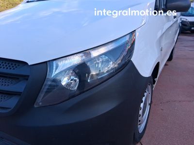mercedes-vito-111cdi-larga-16 Thumbnail