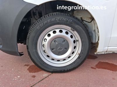 mercedes-vito-111cdi-larga-18 Thumbnail