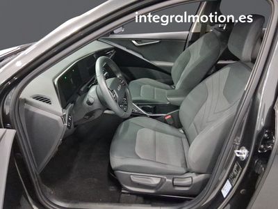 kia-niro-1-6-gdi-hev-104kw-141cv-concept-5 Thumbnail