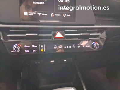 kia-niro-1-6-gdi-hev-104kw-141cv-concept-16 Thumbnail