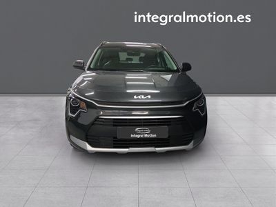 kia-niro-1-6-gdi-hev-104kw-141cv-concept-1 Thumbnail