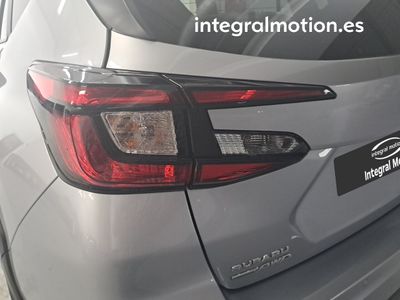 subaru-crosstrek-2-0i-hybrid-cvt-touring-27 Thumbnail
