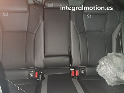 subaru-crosstrek-2-0i-hybrid-cvt-touring-19 Thumbnail