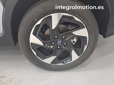 subaru-crosstrek-2-0i-hybrid-cvt-touring-28 Thumbnail