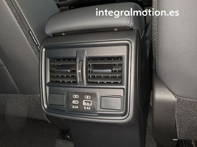subaru-forester-2-0i-hybrid-active-20 Thumbnail