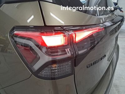 subaru-forester-2-0i-hybrid-active-27 Thumbnail