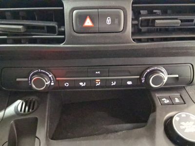 peugeot-partner-4x4-premium-long-600kg-furg-n-derivado-de-turismo-10 Thumbnail