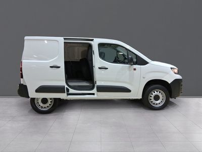 peugeot-partner-4x4-premium-long-600kg-furg-n-derivado-de-turismo-15 Thumbnail