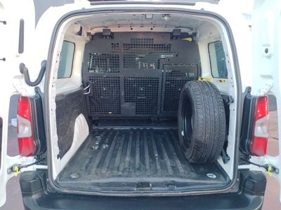 peugeot-partner-4x4-doble-cabina-long-bluehdi-96kw-combi-10 Thumbnail