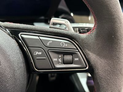 audi-a3-rs3-sportback-tfsi-294kw-quattro-s-tron-16 Thumbnail