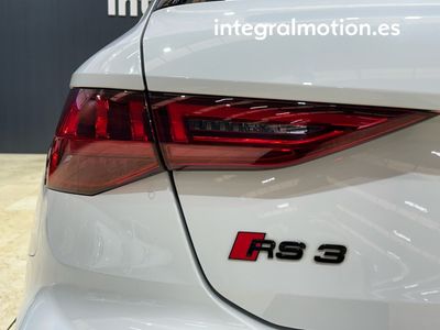 audi-a3-rs3-sportback-tfsi-294kw-quattro-s-tron-30 Thumbnail