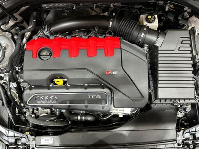 audi-a3-rs3-sportback-tfsi-294kw-quattro-s-tron-41 Thumbnail