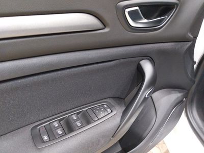 renault-megane-intens-tce-85-kw-115cv-gpf-30 Thumbnail