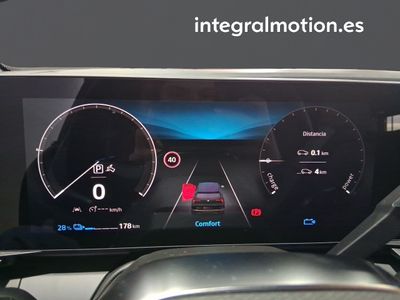 mitsubishi-eclipse-cross-87-kwh-kaiteki-7 Thumbnail