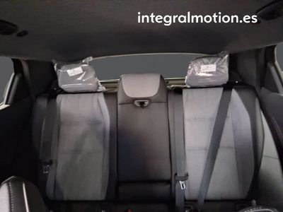 mitsubishi-eclipse-cross-87-kwh-kaiteki-19 Thumbnail