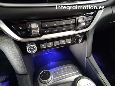 foton-tunland-g7-4wd-6mt-16 Thumbnail