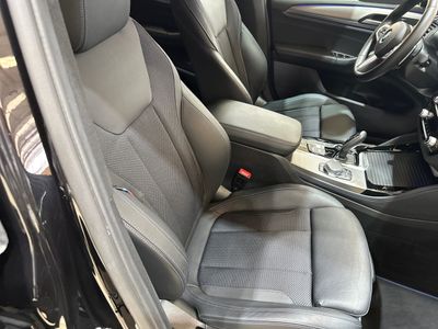 bmw-x4-xdrive25d-8 Thumbnail