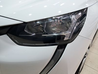 peugeot-208-bluehdi-73kw-100cv-active-25 Thumbnail